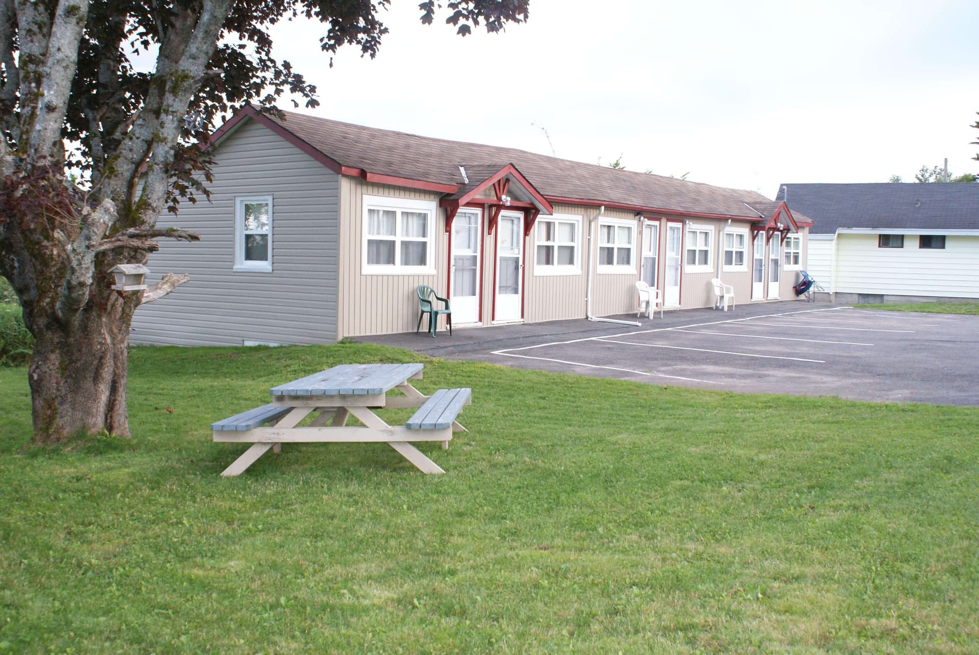 Regent Motel Common Area