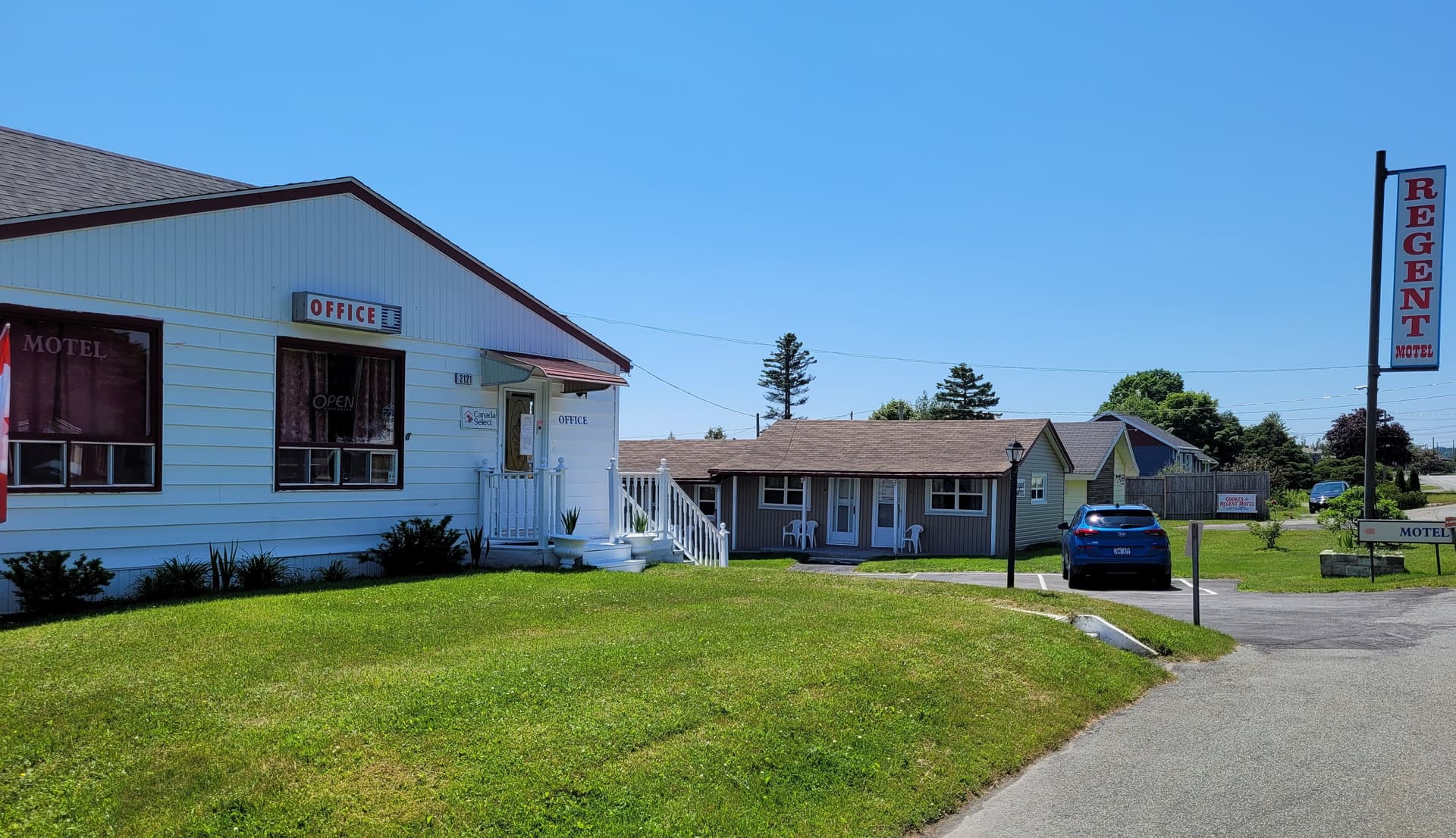 Regent Motel Exterior View 3