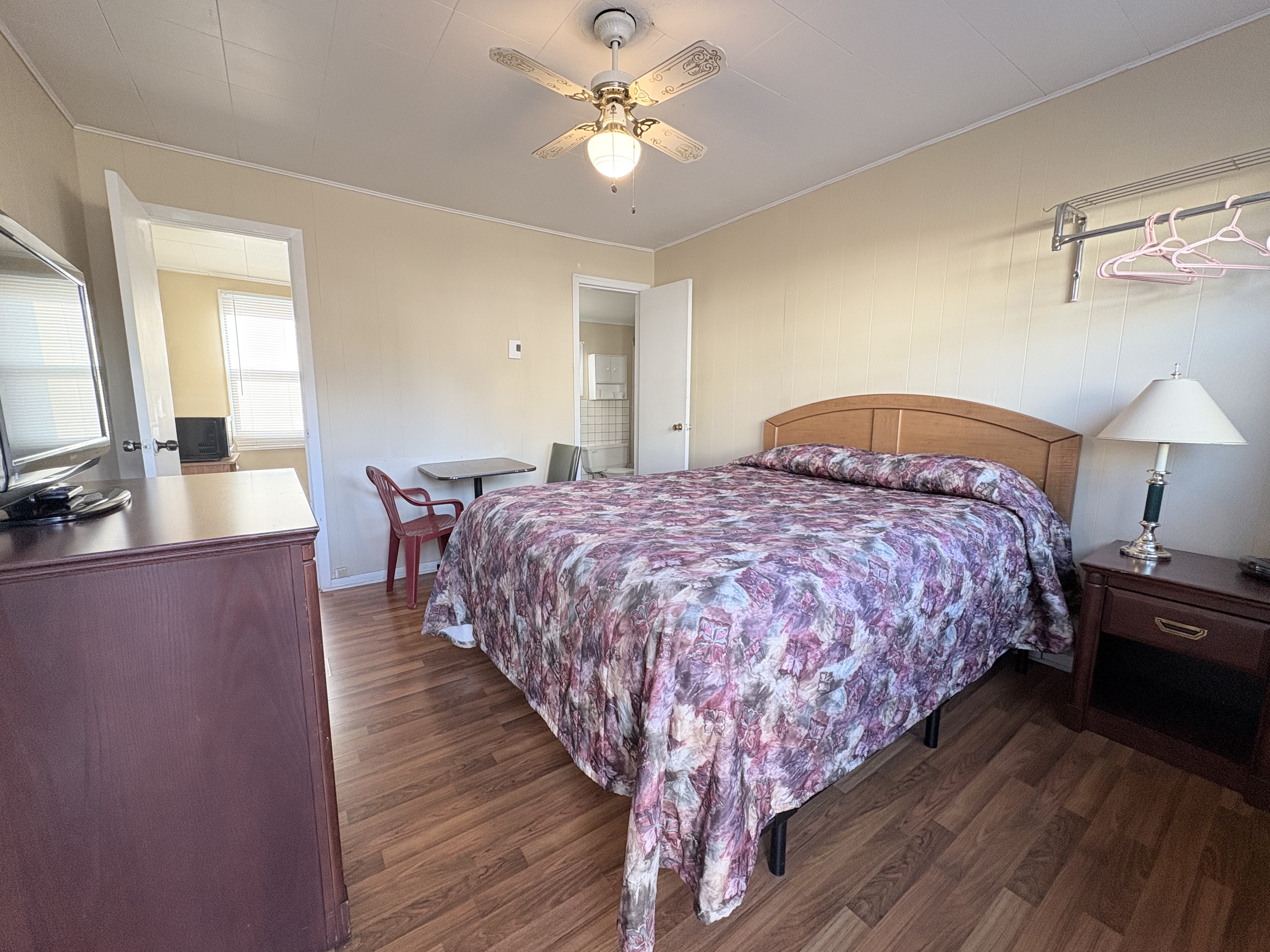 Queen Room